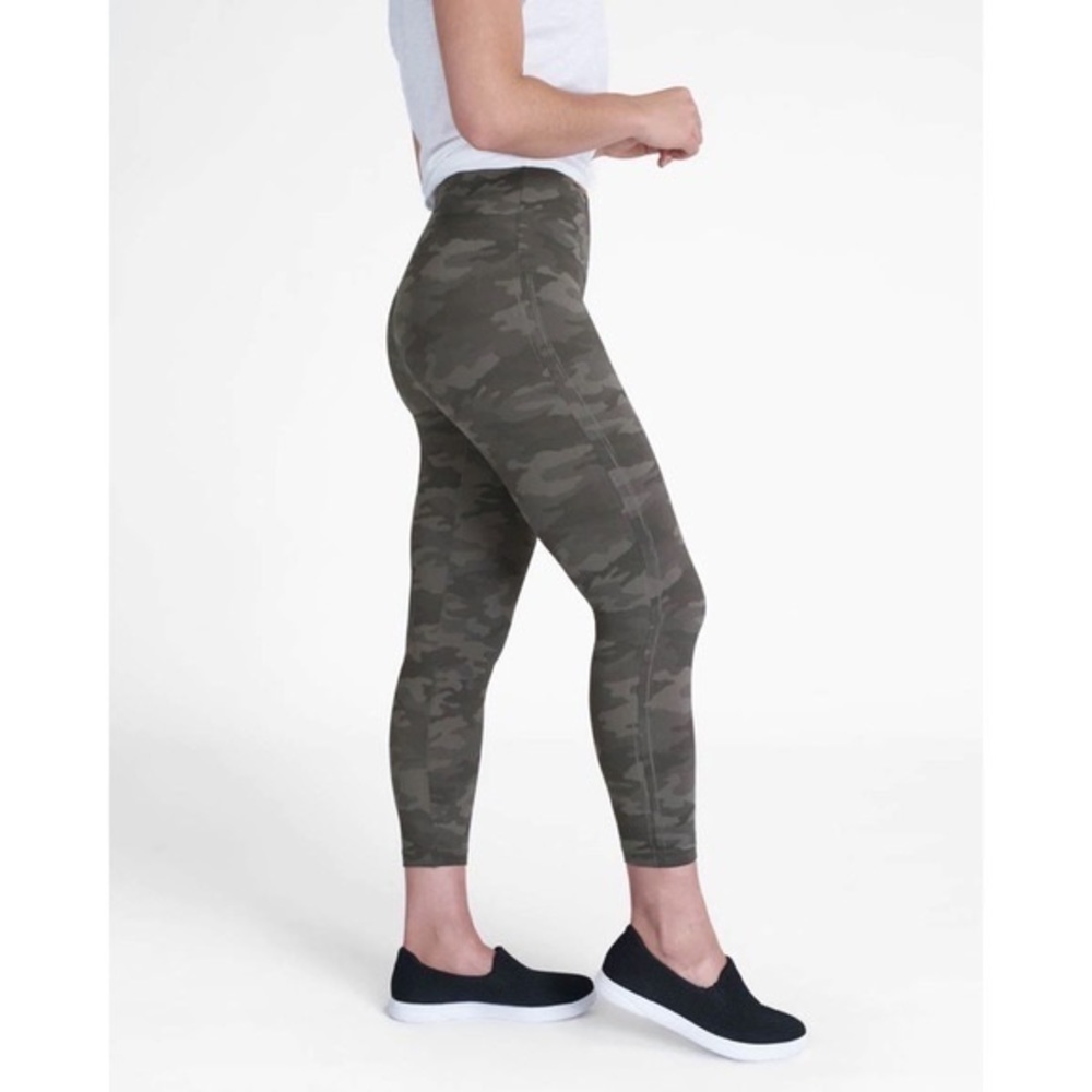 Spanx Look At Me Now cropped Leggings in Sage green / grey Camo size 1X - Picture 16 of 16